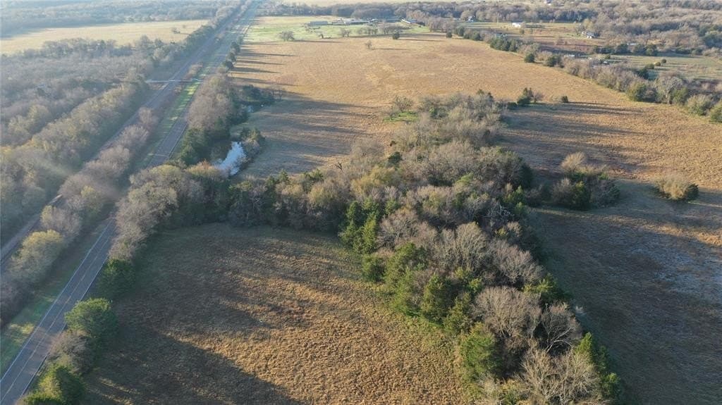 11.36 acres in Freestone County - photo 2