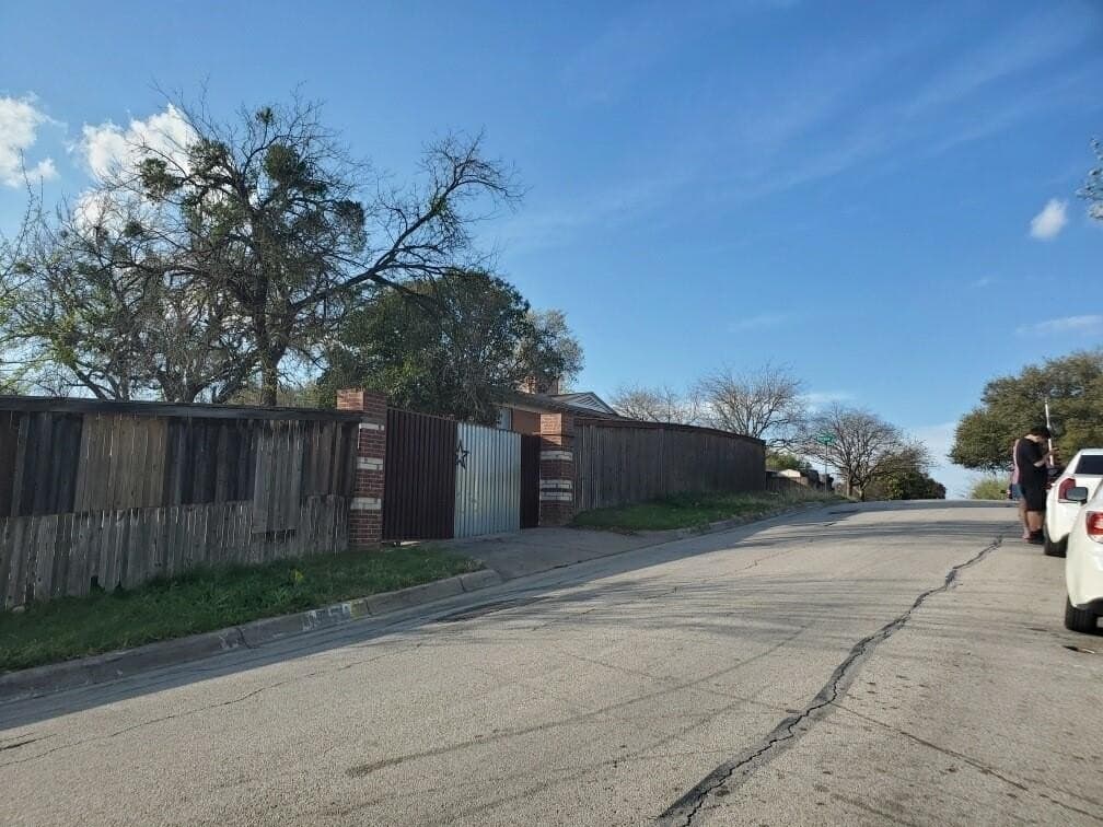 0.25 acres in Tarrant County - photo 9