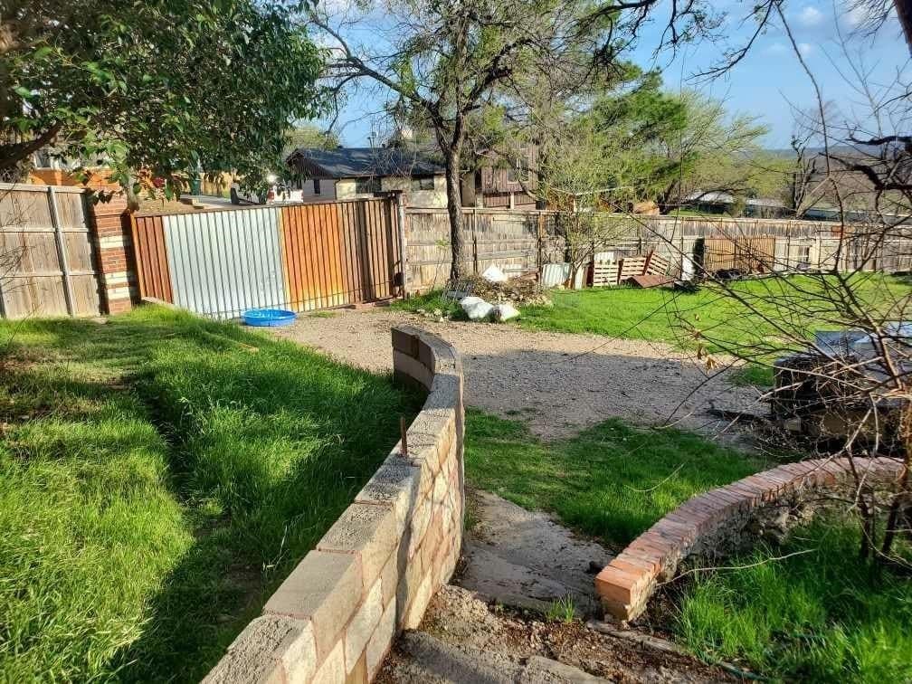 0.25 acres in Tarrant County - photo 5