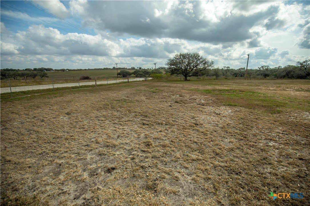 50 acres in DeWitt County - photo 18