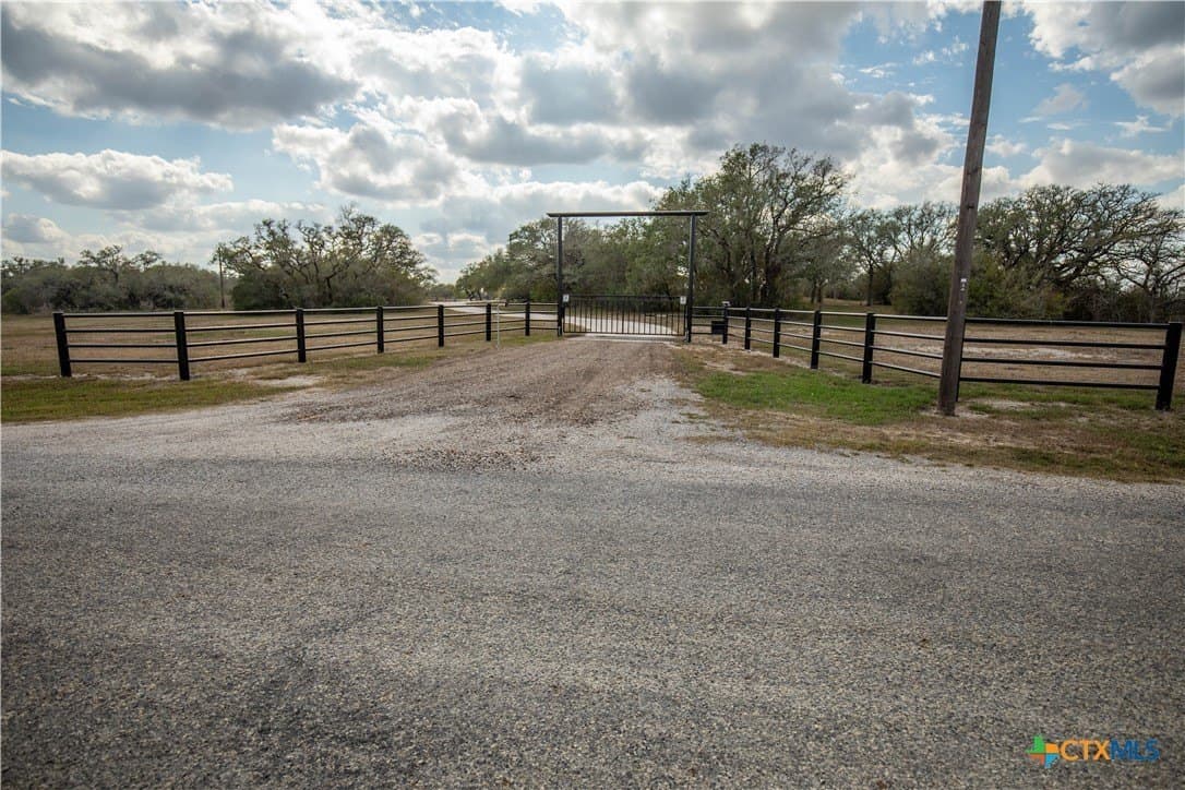 50 acres in DeWitt County - photo 6