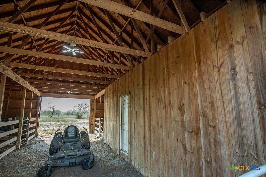 50 acres in DeWitt County - photo 26
