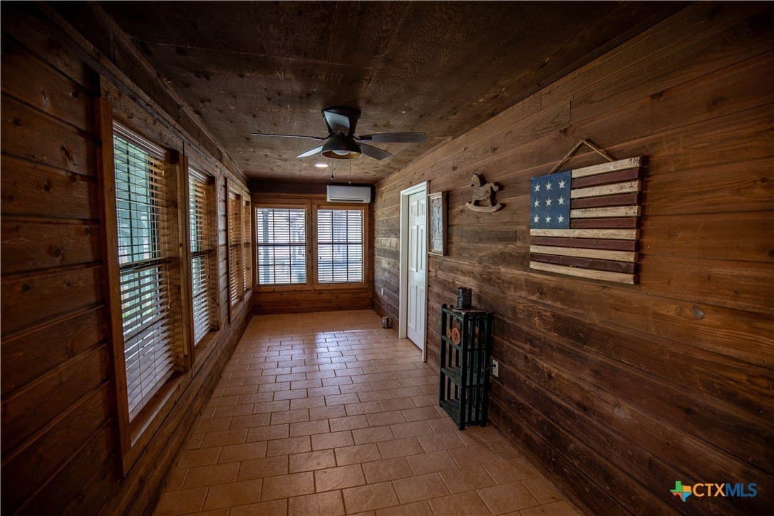 50 acres in DeWitt County - photo 37