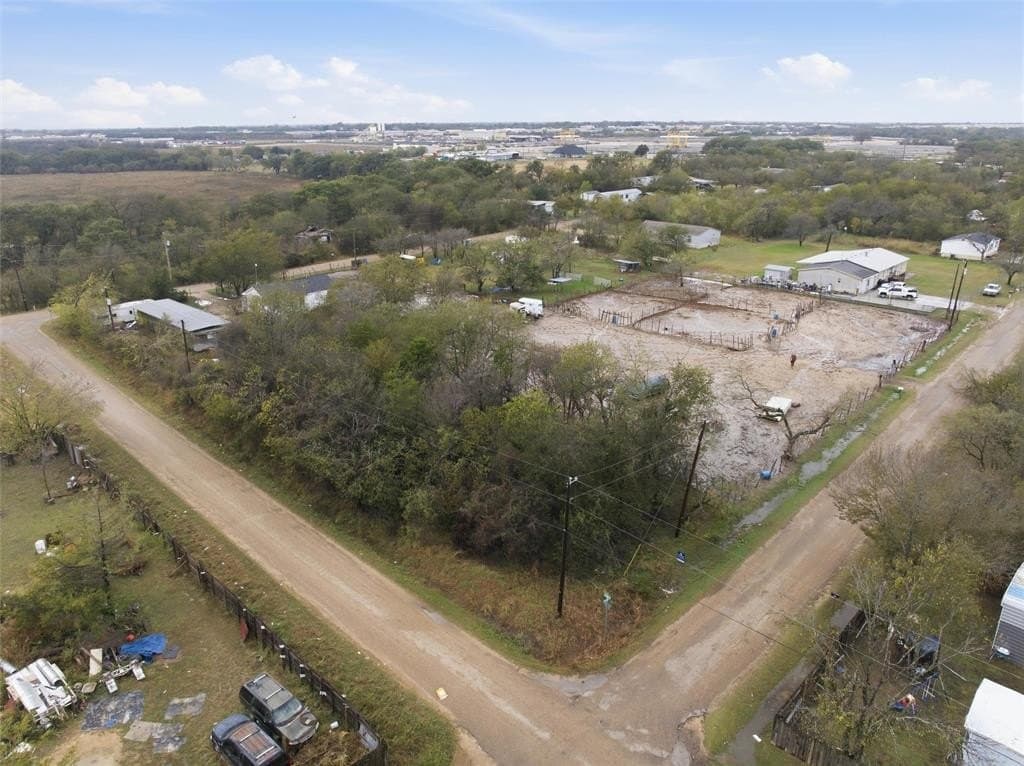 0.27 acres in McLennan County - photo 3