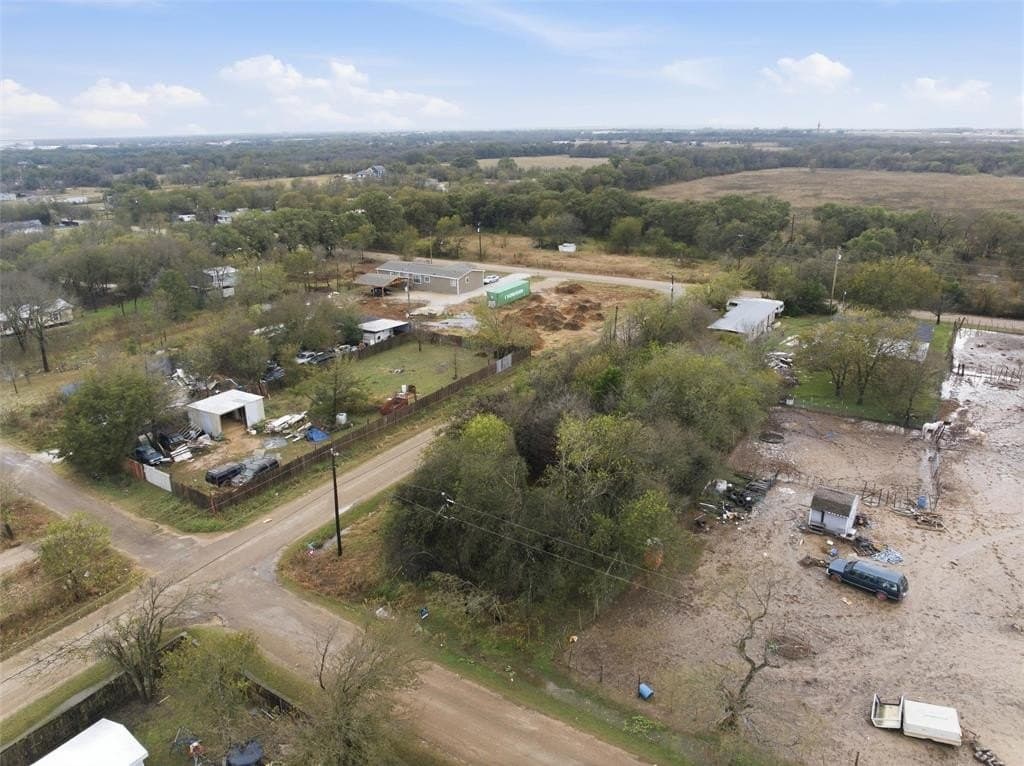 0.27 acres in McLennan County - photo 5