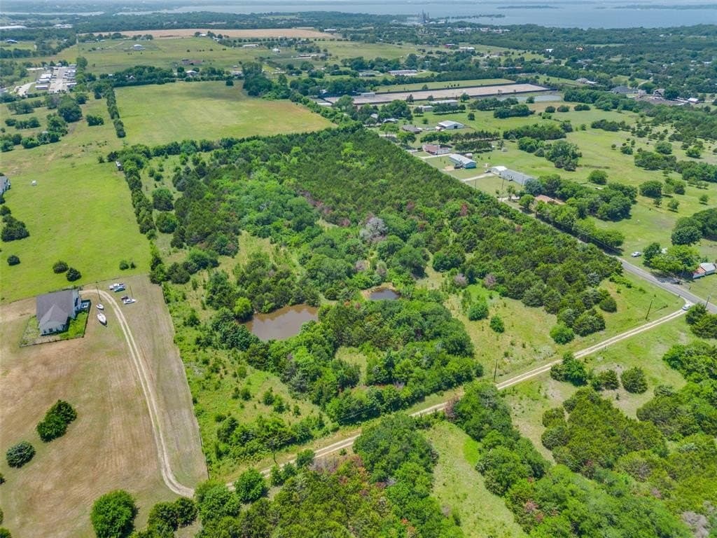 33.48 acres in Collin County - photo 4