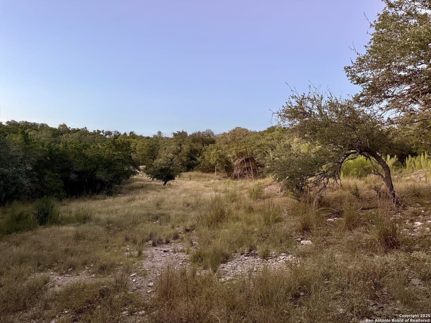 2 acres in Comal County - photo 10