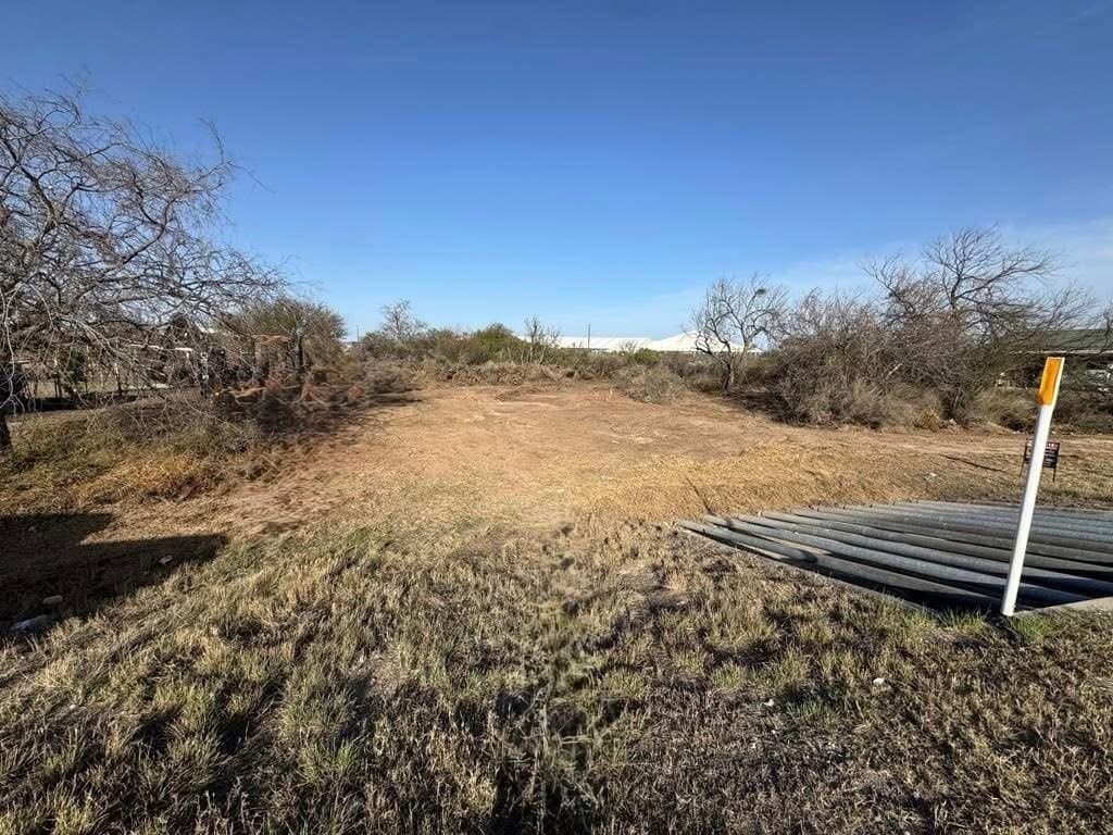 0.16 acres in Maverick County - photo 2