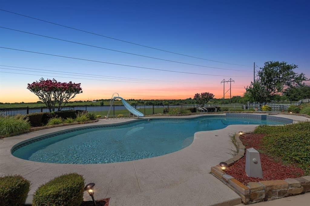7.76 acres in Dallas County - photo 4