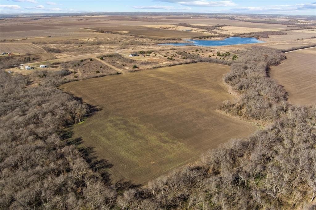 85.49 acres in Ellis County - photo 34