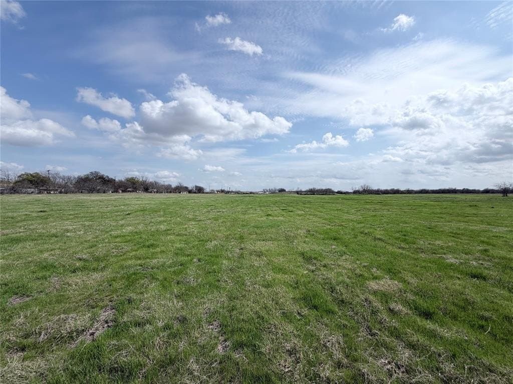 13.27 acres in Hill County - photo 4