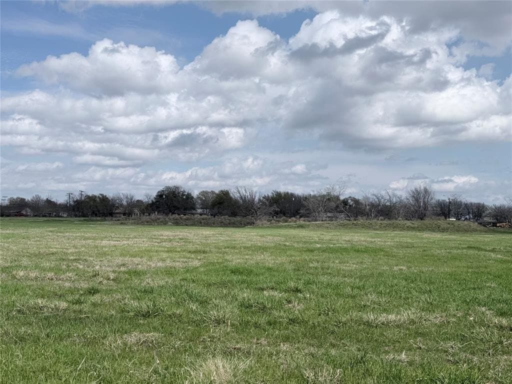 13.27 acres in Hill County - photo 8