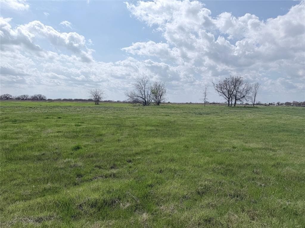 13.27 acres in Hill County - photo 3