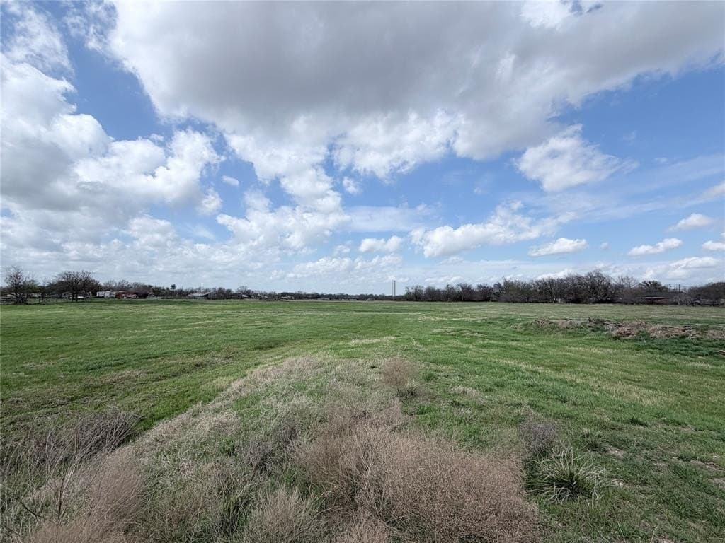 13.27 acres in Hill County - photo 7