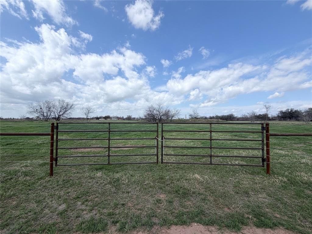 13.27 acres in Hill County - photo 2