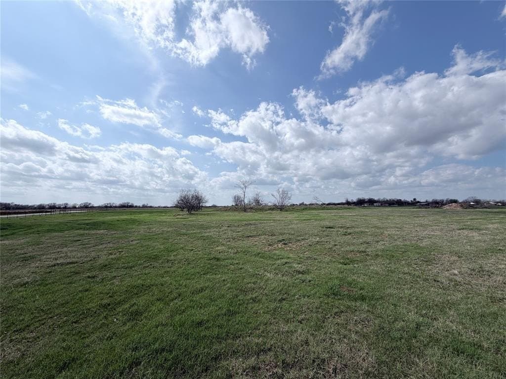 13.27 acres in Hill County - photo 11
