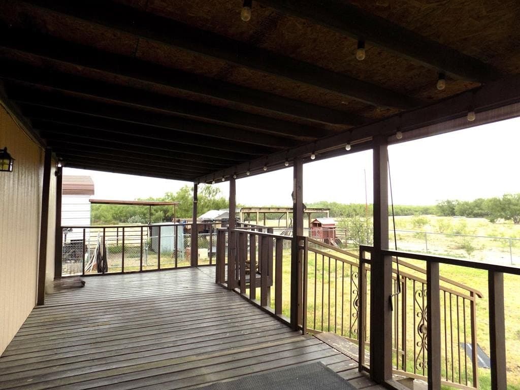 30.59 acres in Maverick County - photo 14