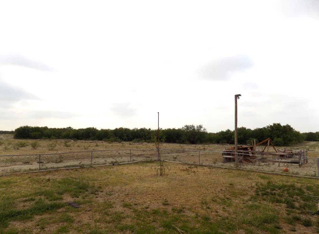 30.59 acres in Maverick County - photo 15