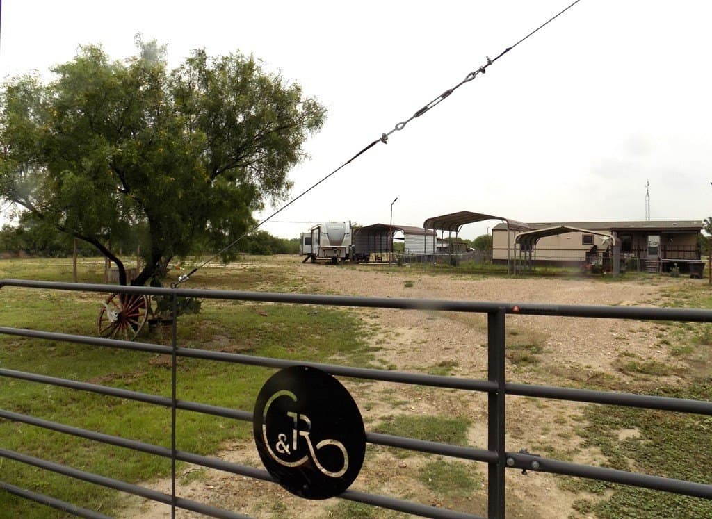 30.59 acres in Maverick County - photo 2