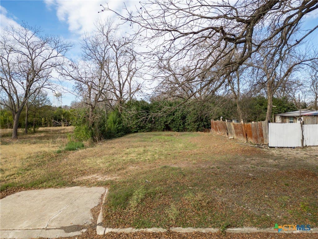 1206 S 24th Street lot: 18