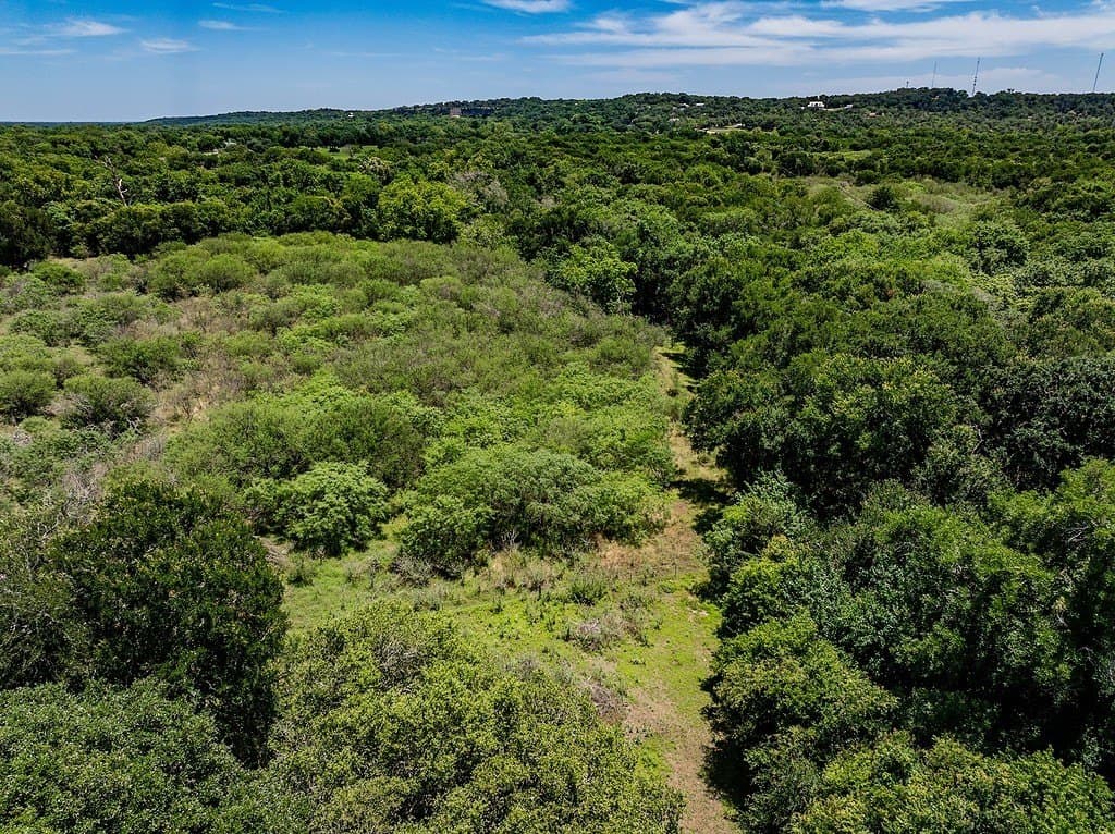 7.66 acres in Fayette County - photo 4