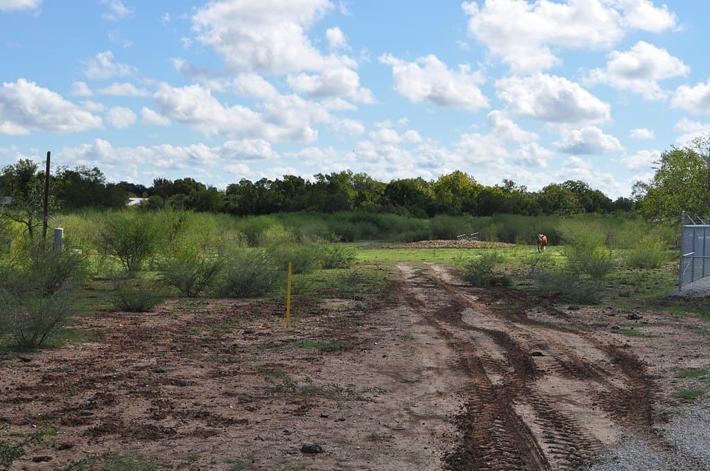 7.66 acres in Fayette County - photo 3