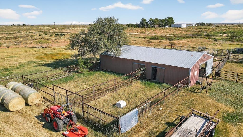 51.77 acres in Midland County - photo 9