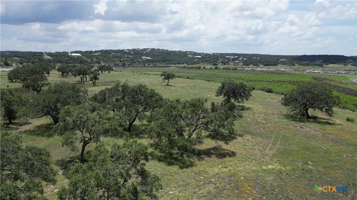 11.63 acres in Comal County - photo 5
