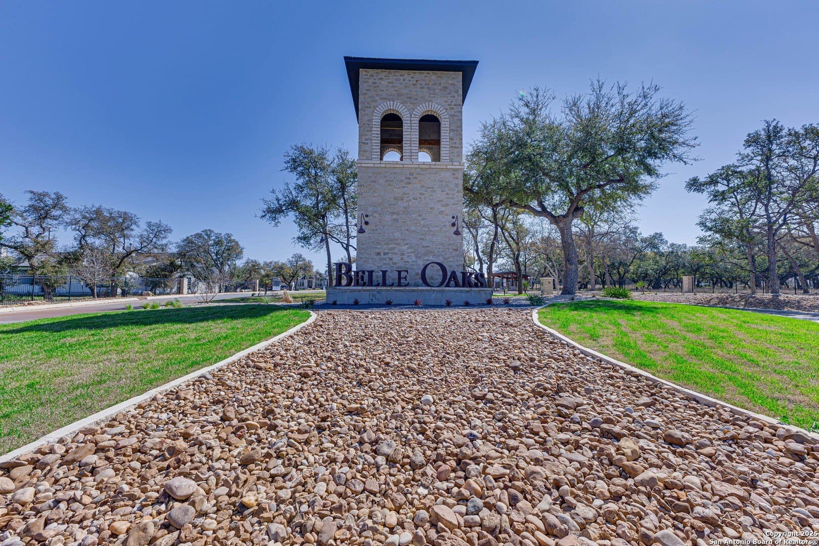 1.05 acres in Comal County - photo 13