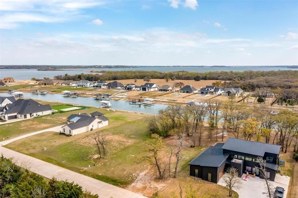 0.71 acres in Tarrant County - photo 4