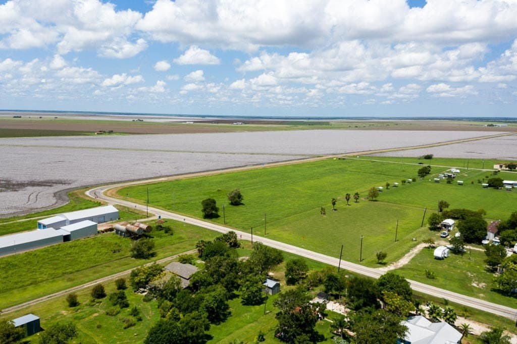 0.59 acres in Refugio County - photo 12
