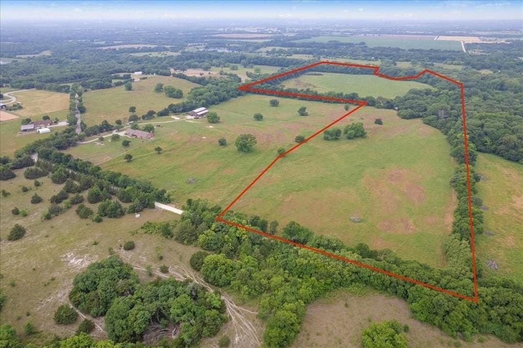 61 acres in Grayson County - photo 5