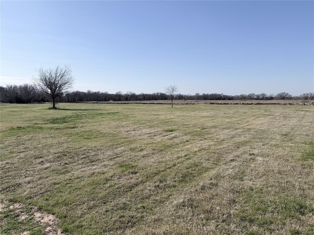 1.08 acres in Hill County - photo 4