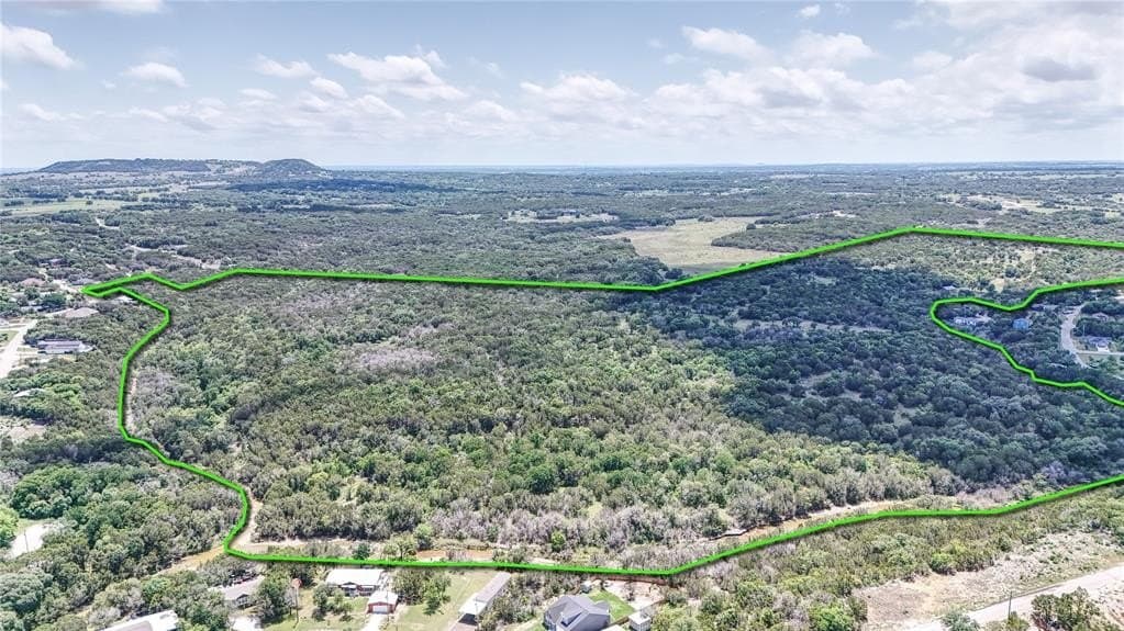 105.05 acres in Hood County - photo 4