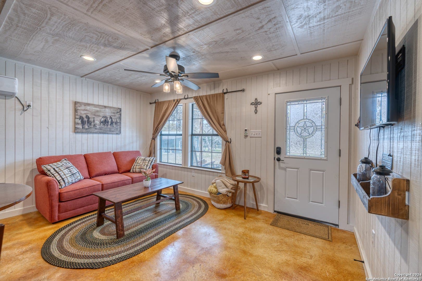49.56 acres in Real County - photo 17