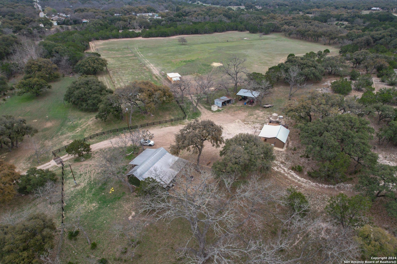 49.56 acres in Real County - photo 11