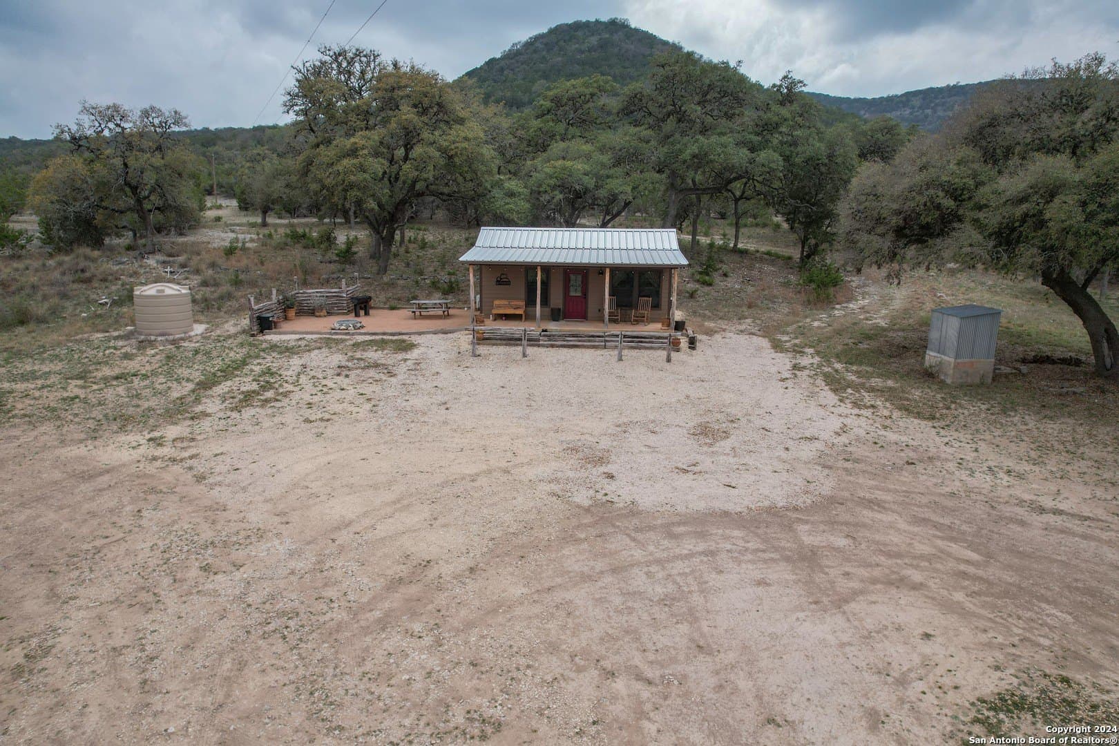 49.56 acres in Real County - photo 12