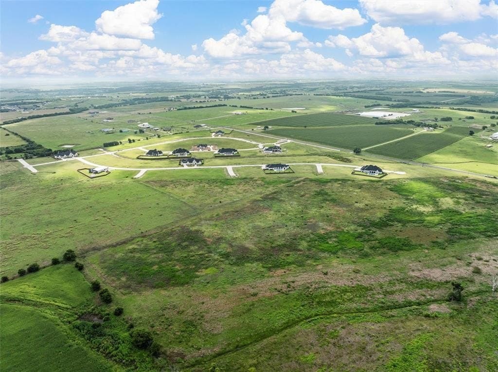 0.71 acres in McLennan County - photo 7