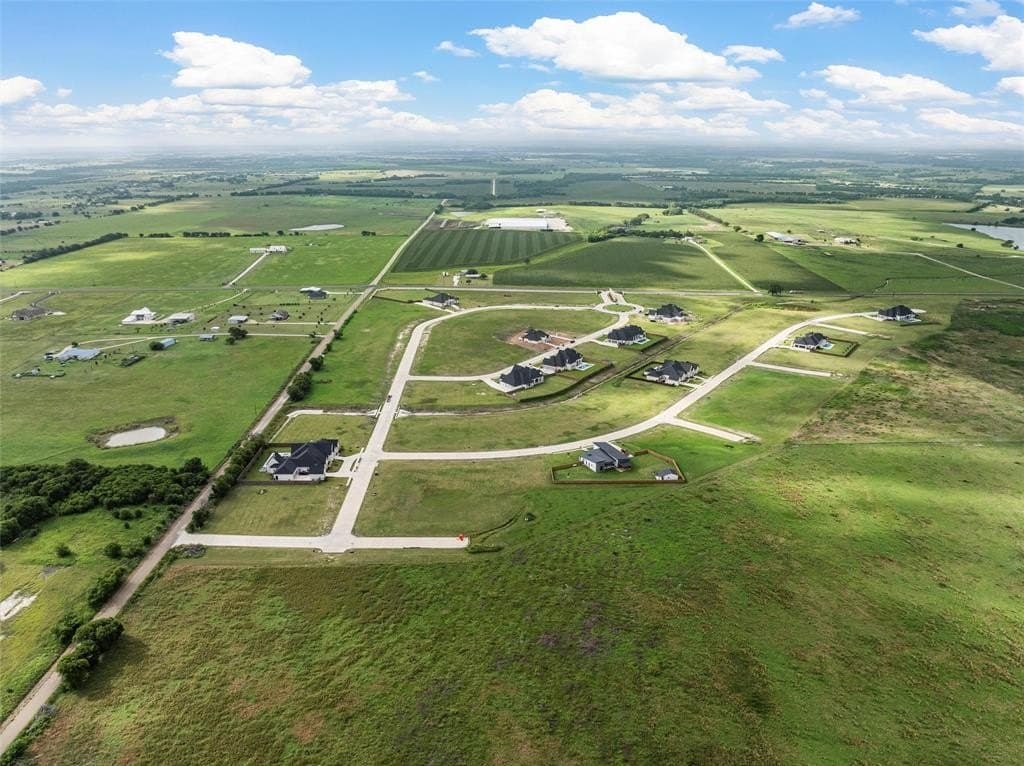 0.71 acres in McLennan County - photo 8