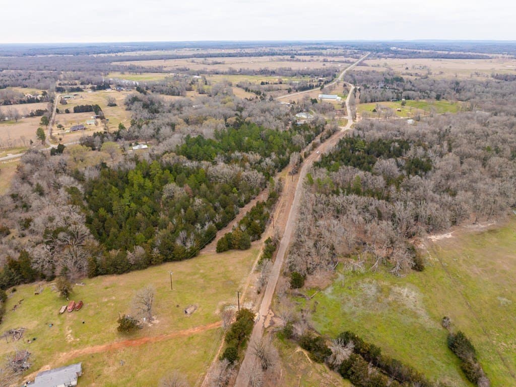 25.37 acres in ANDERSON County - photo 6