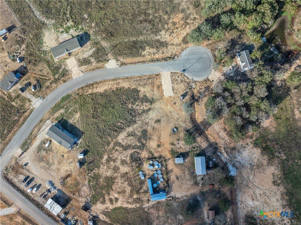 1.01 acres in Caldwell County - photo 2