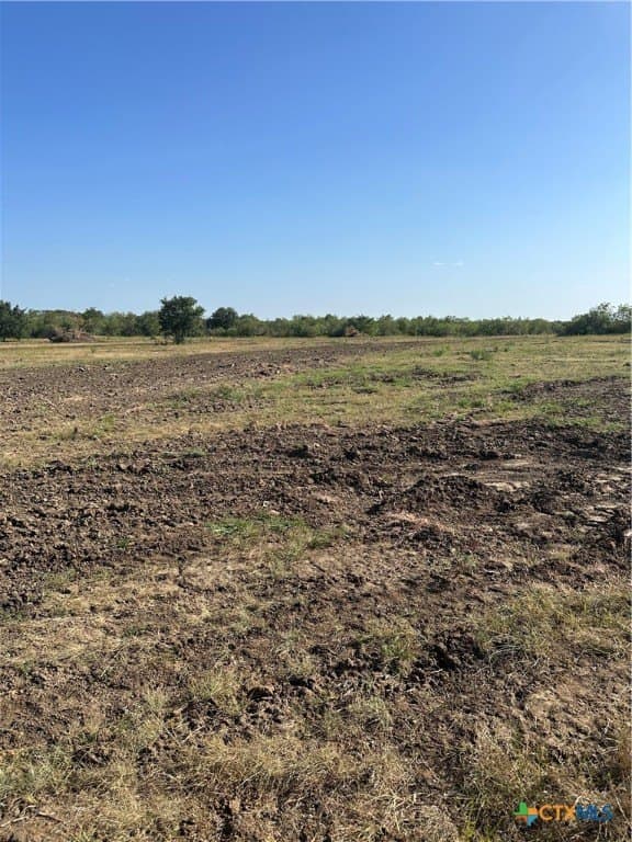 5.63 acres in Wilson County - photo 3