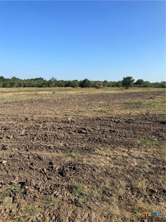 5.63 acres in Wilson County - photo 4