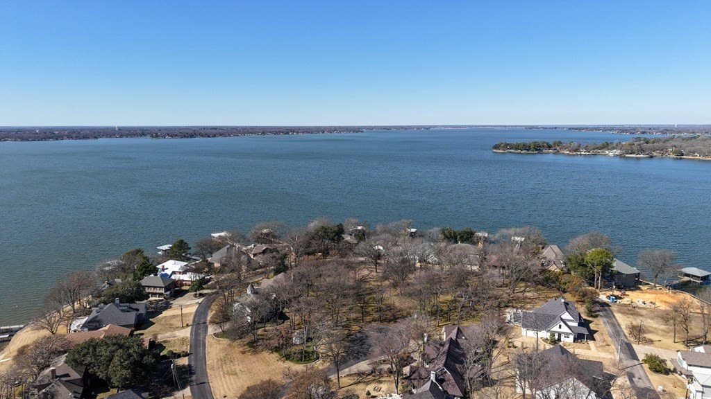 0.24 acres in Henderson County - photo 8