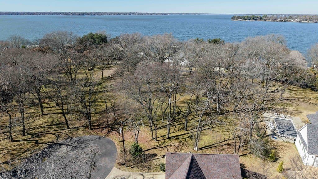 0.24 acres in Henderson County - photo 6