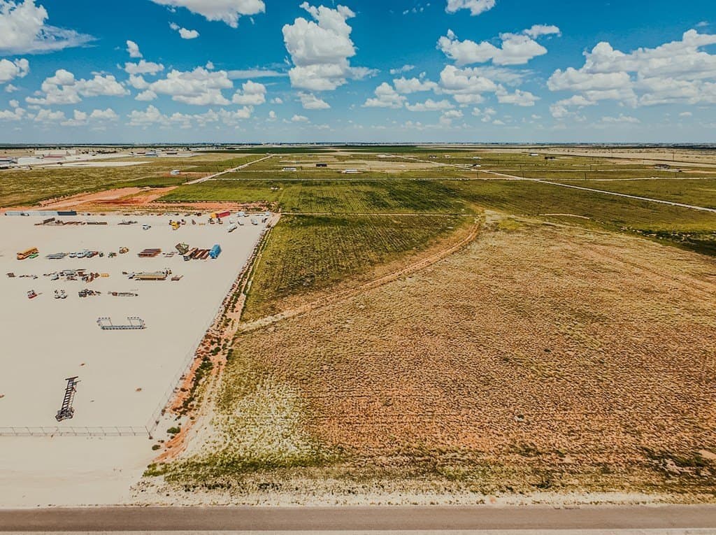 11.05 acres in Gaines County - photo 2