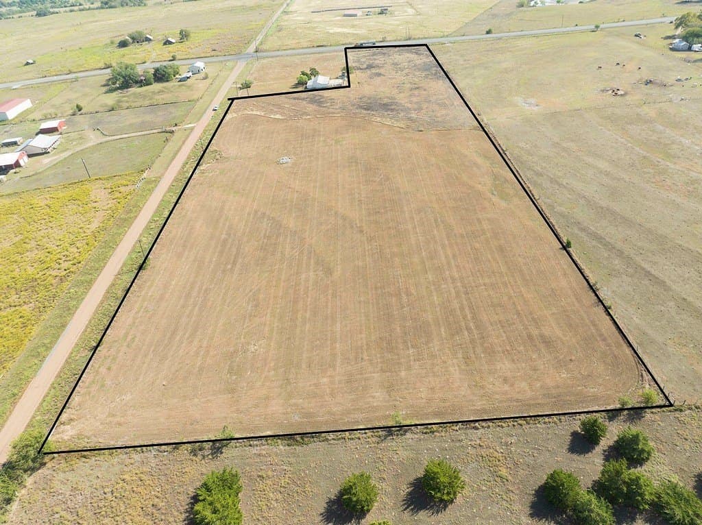 10.17 acres in Fayette County - photo 4