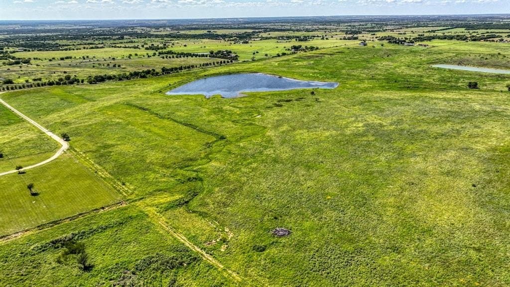 187.66 acres in Johnson County - photo 2