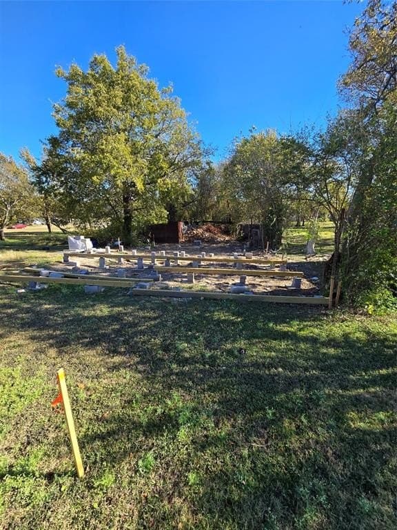 0.16 acres in Ellis County - photo 2
