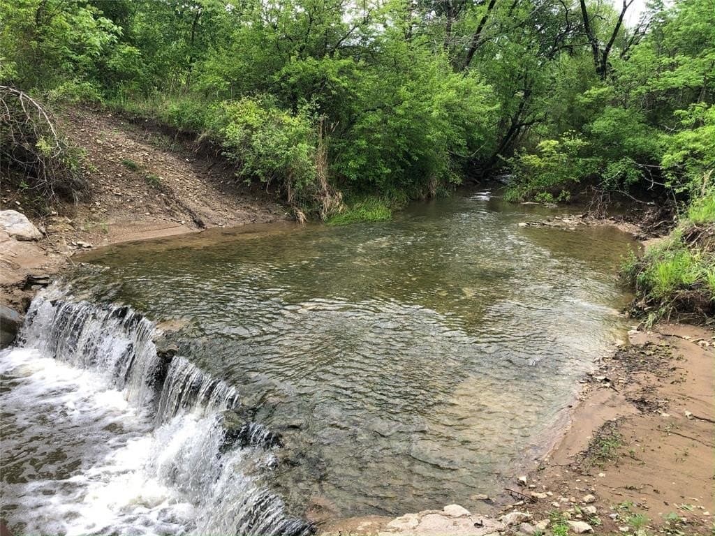 15.82 acres in Grayson County - photo 8